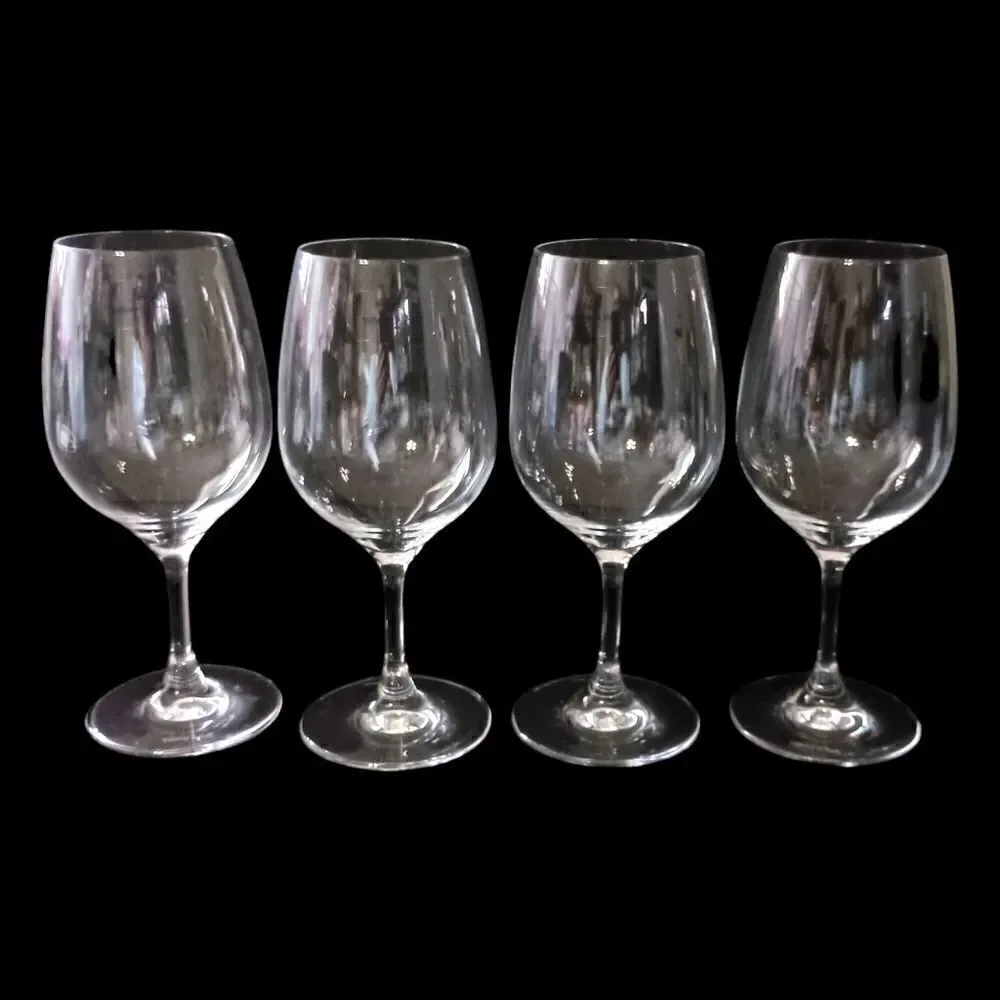 4 Villeroy & Boch Red Wine Glasses NEW Goblets Collection Entree‎ Crystal Clear